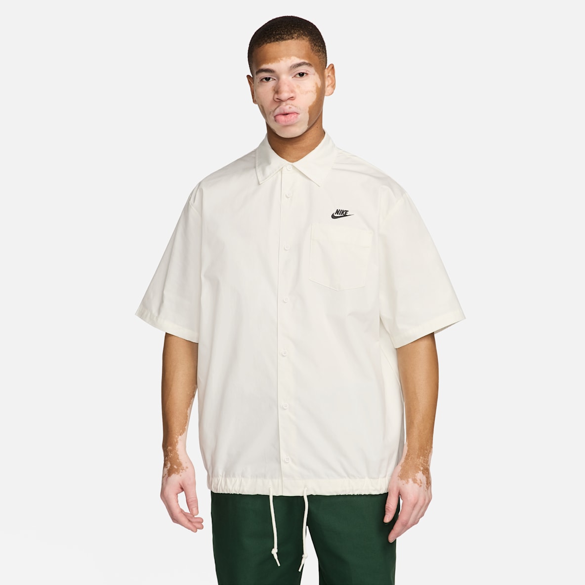Nike Club Men's Short-Sleeve Oxford Button-Up Shirt