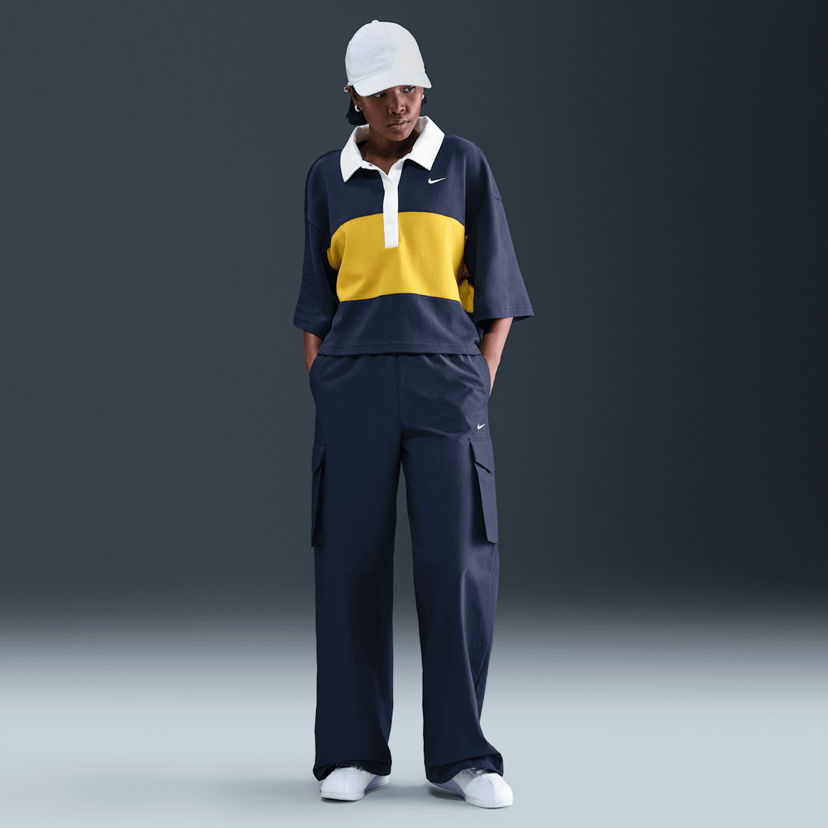 Nike Sportswear Everything Wovens Nike Sportswear Everything Wovens Women's Mid-Rise Cargo Pants