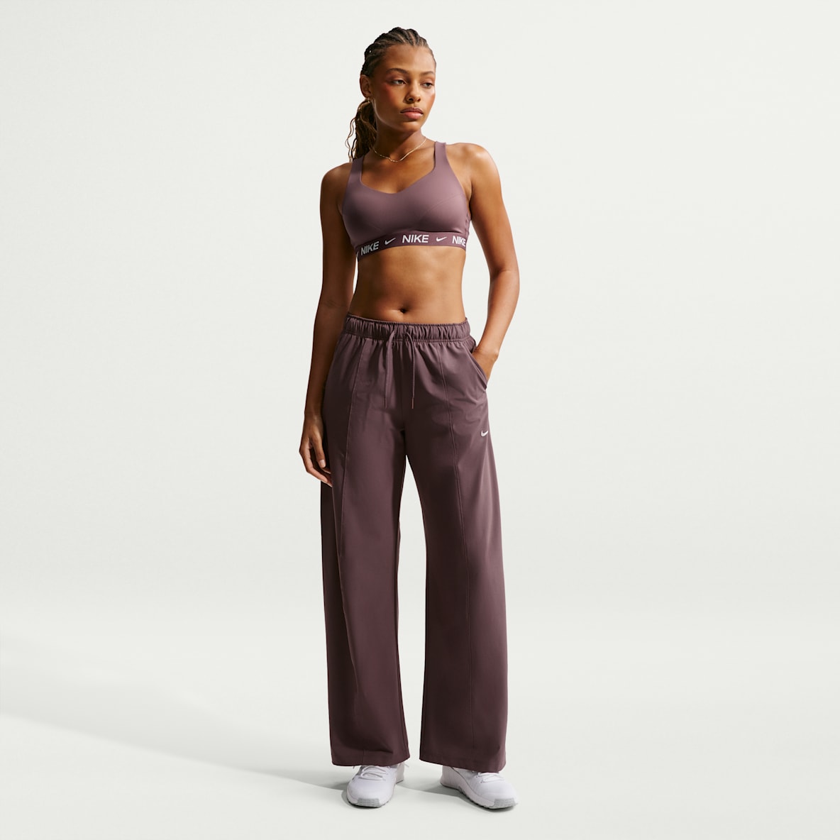 Nike One Women's Dri-FIT Woven Wide-Leg Pants