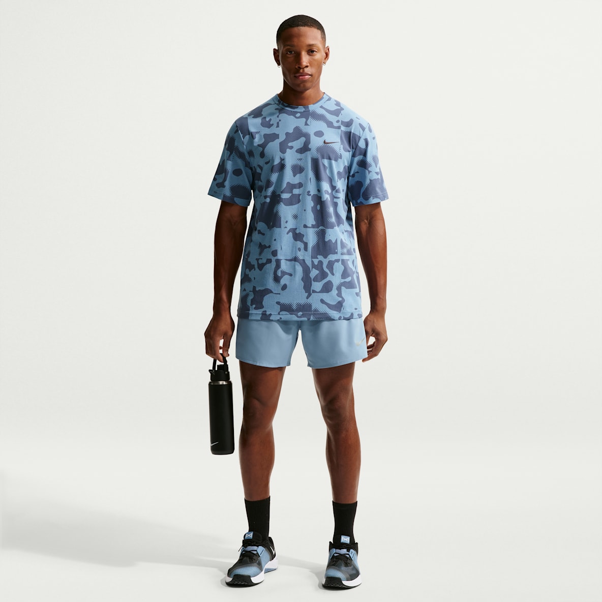 Nike Challenger Calções versáteis 2 em 1 de 13 cm Dri-FIT para homem