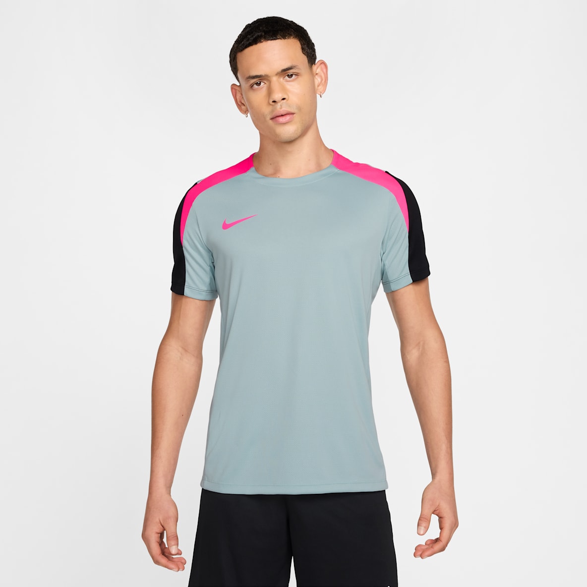 Nike Strike Nike Strike Men's Dri-FIT Short-Sleeve Football Top