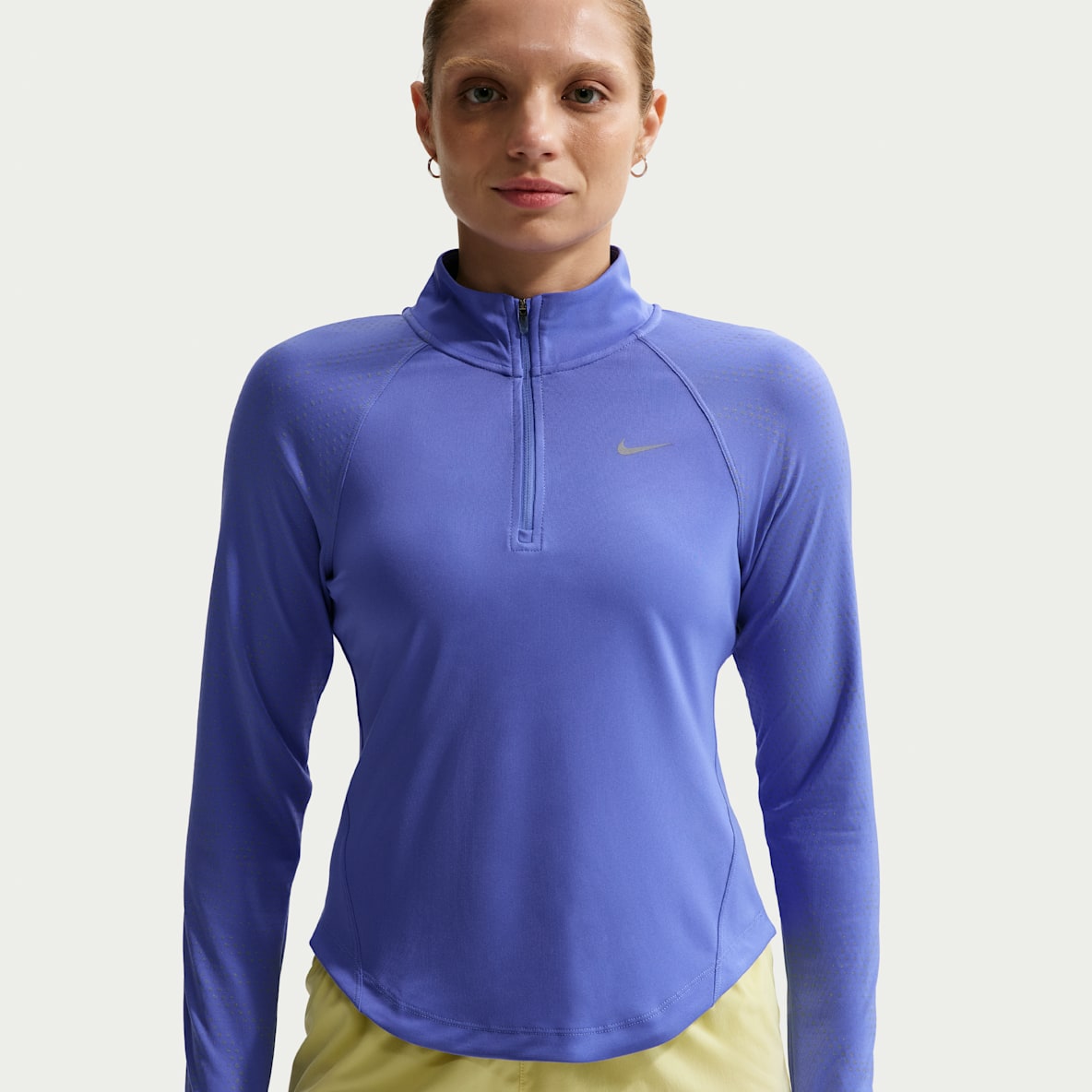Nike Tempo Flash Dri-FIT løpeoverdel med kvart glidelås til dame