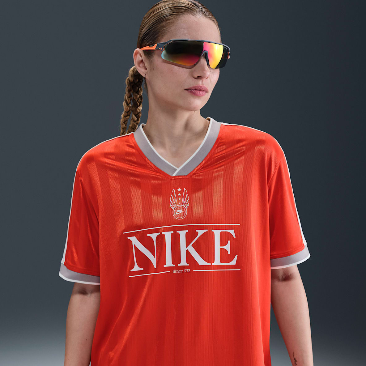 Nike Sportswear Nike Sportswear Trikot mit V-Ausschnitt (Damen)