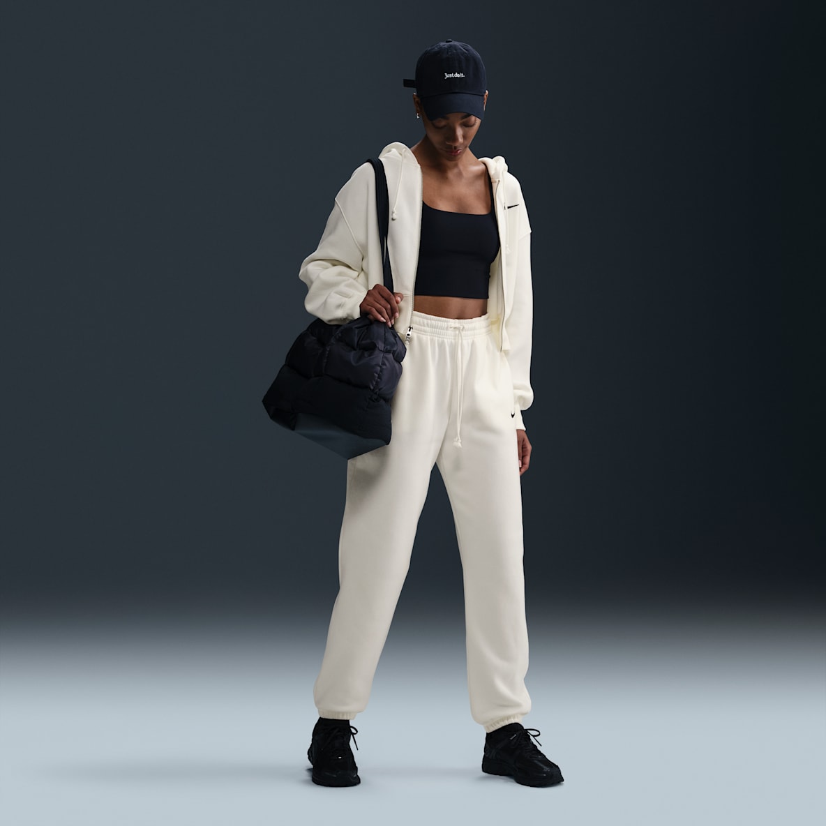 Nike Sportswear Phoenix Fleece Nike Sportswear Phoenix Fleece Pants de entrenamiento oversized de tiro alto para mujer