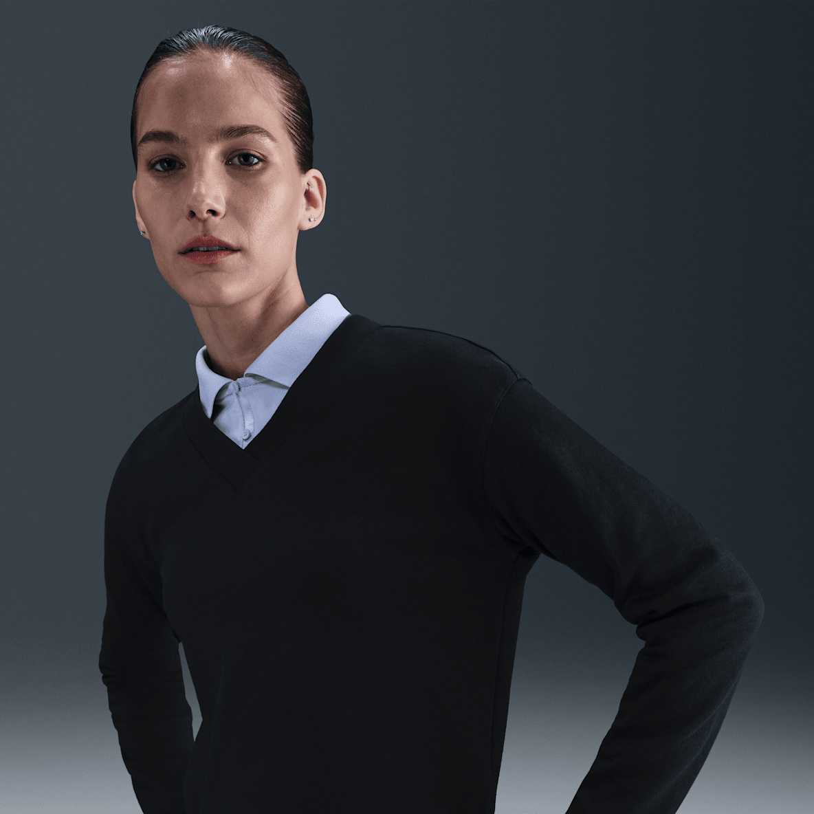 Nike Nike Women's V-Neck Long-Sleeve Golf Top