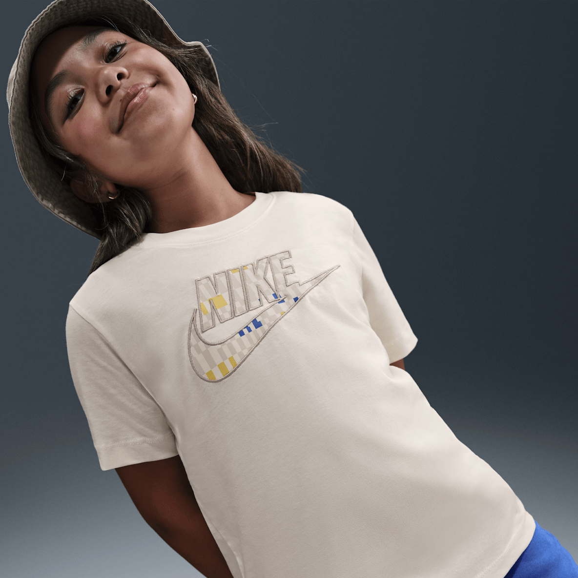 Nike Sportswear Nike Sportswear Older Kids' T-Shirt