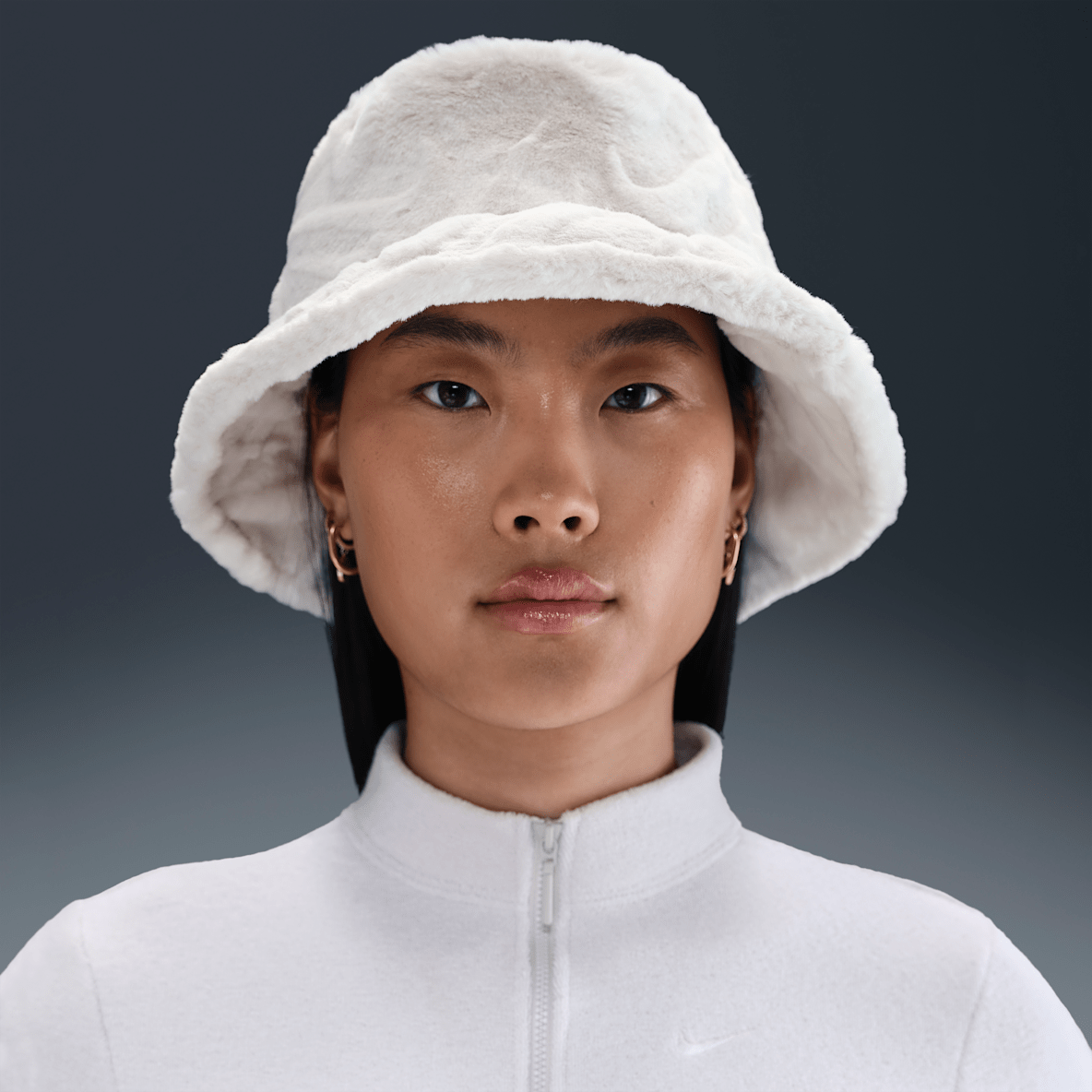 Nike Apex Nike Apex Faux Fur Bucket Hat