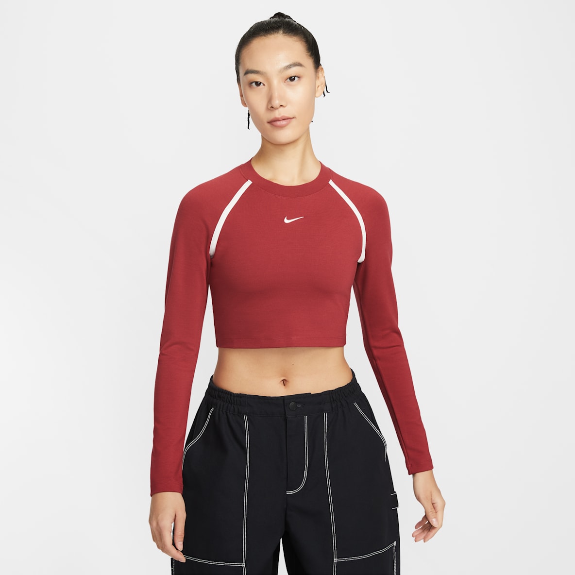 Nike Sportswear Women's Tight Long-Sleeve Cropped Top