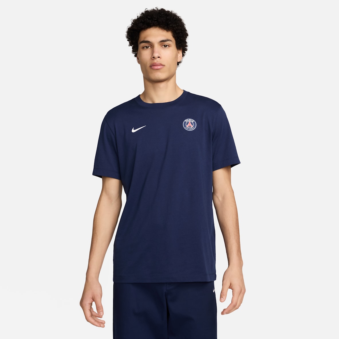 Paris Saint-Germain Essential Paris Saint-Germain Essential Men's Nike Football T-Shirt