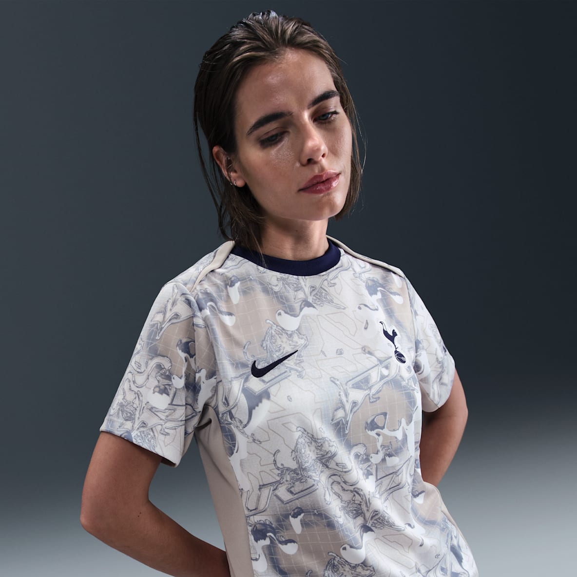 Tottenham Hotspur Academy Pro Domicile Haut de foot d'avant-match à manches courtes Nike Dri-FIT pour femme