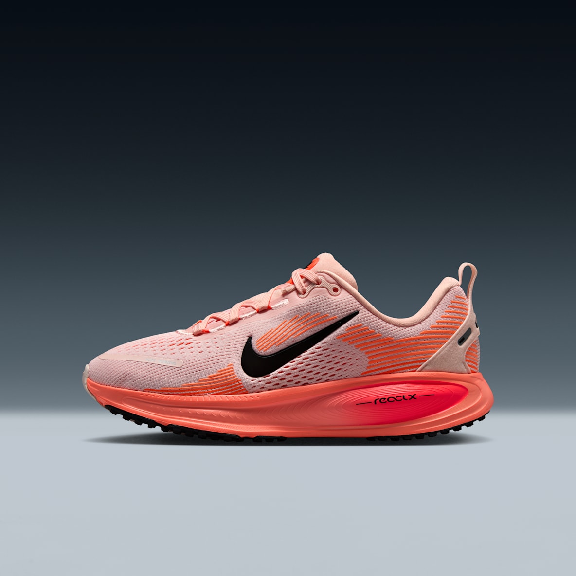 Nike Vomero 18 Nike Vomero 18 Løbesko til vej til større børn