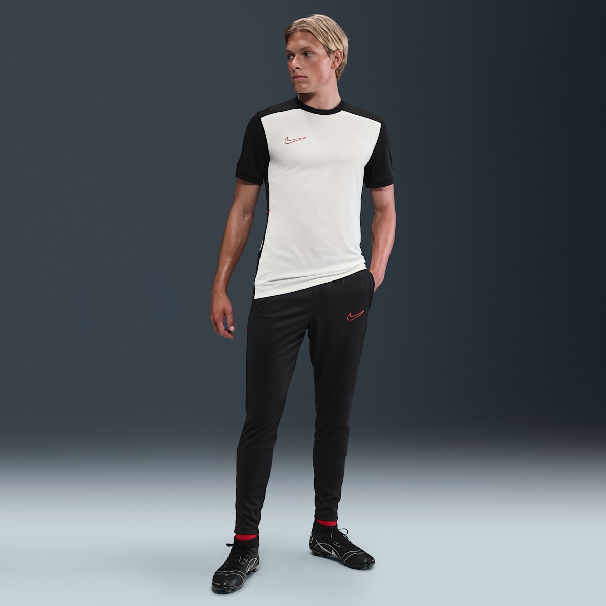 Nike Academy Męskie spodnie piłkarskie Dri-FIT