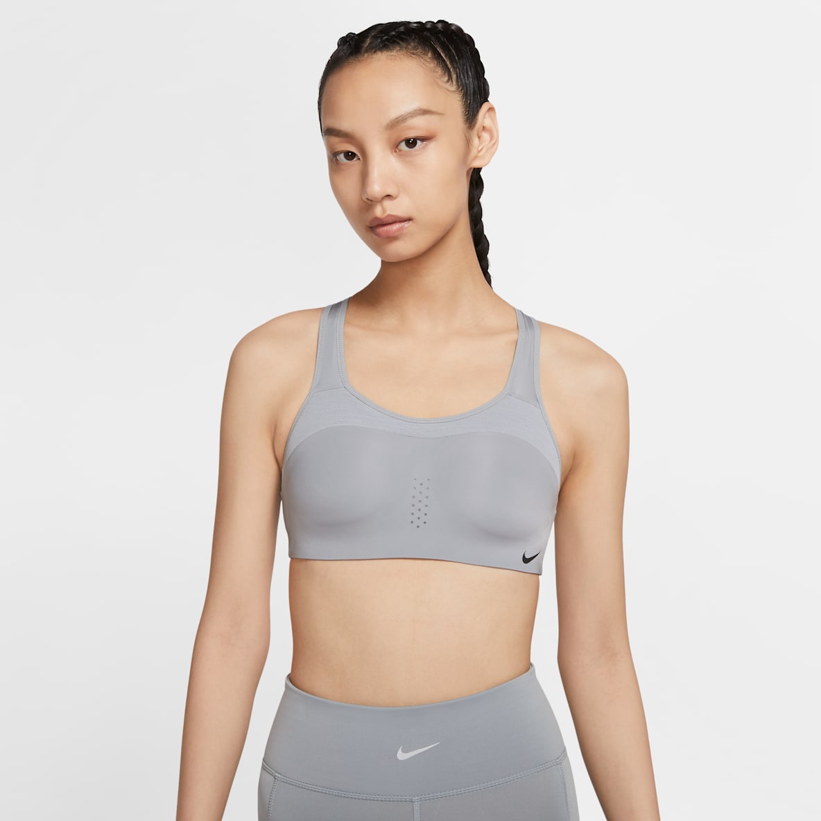 ナイキ アルファ ウィメンズ ハイサポート パッディド スポーツブラ