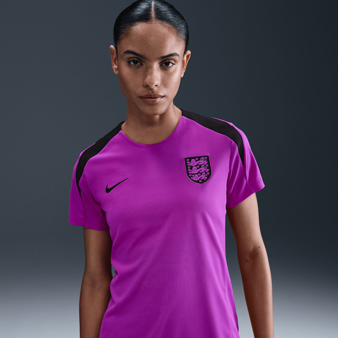 England Strike England Strike Women's Nike Dri-FIT Football Short-Sleeve Top