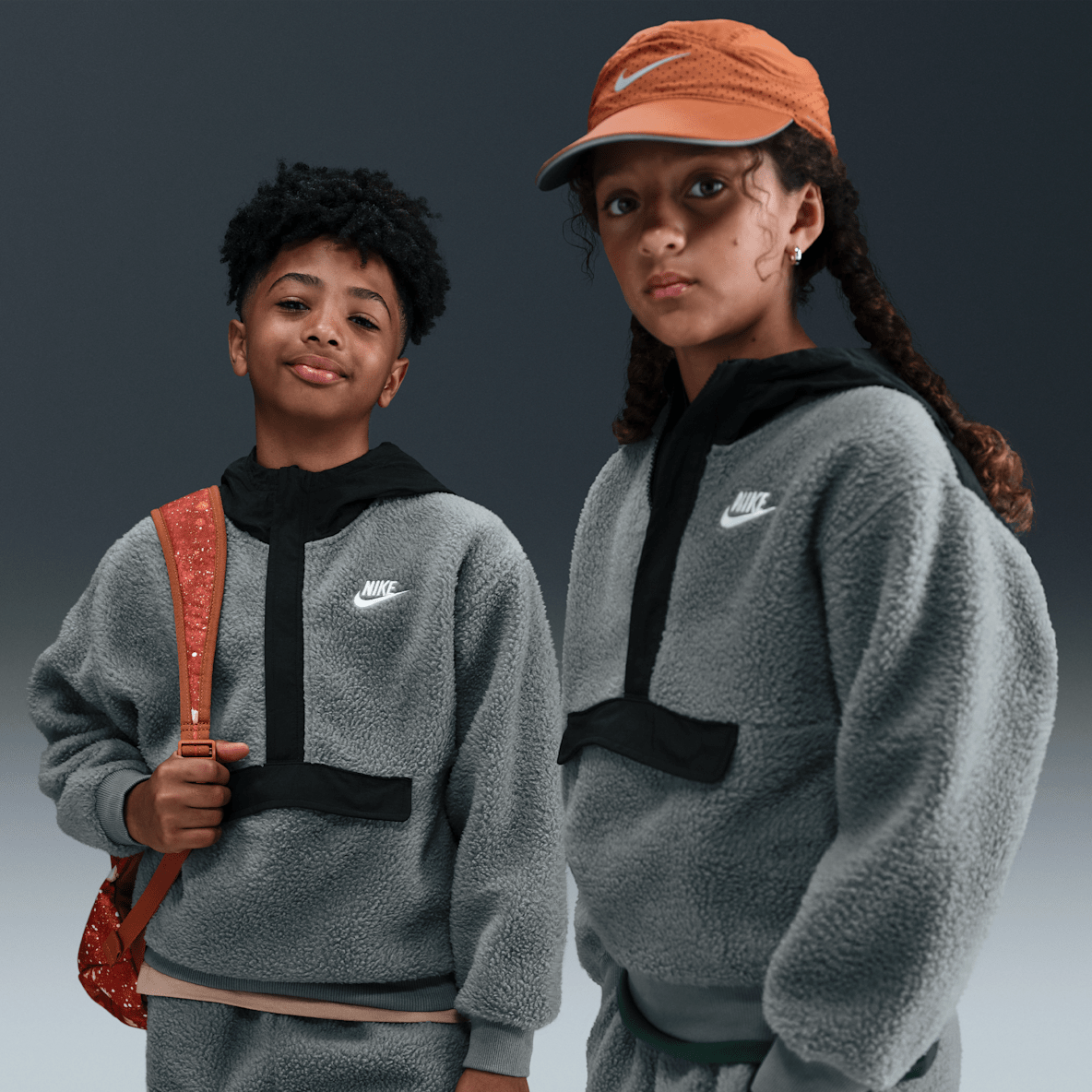 Nike フード付きパーカー グレー 【公式通販】