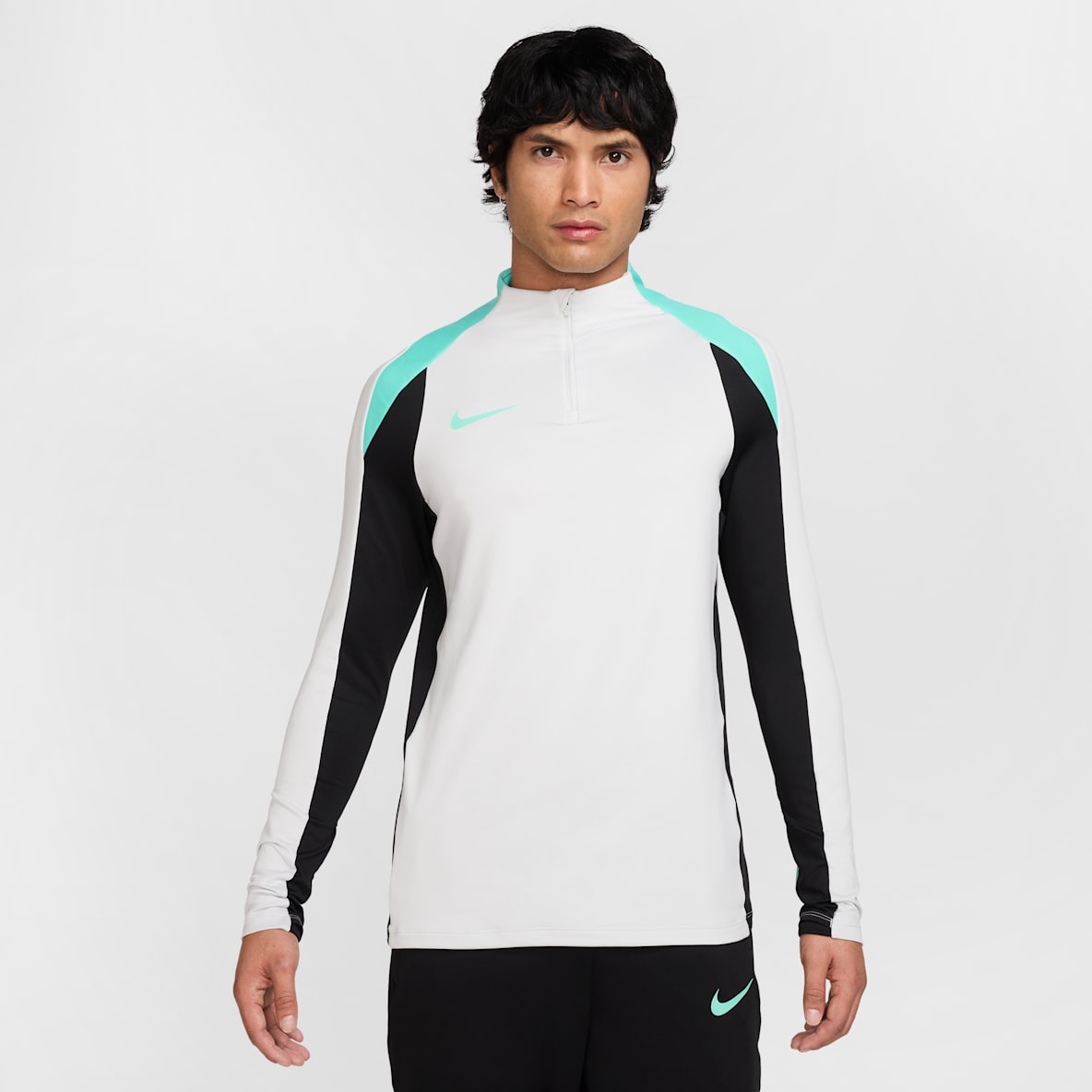Nike Strike Men's Dri-FIT Soccer 1/2-Zip Drill Top