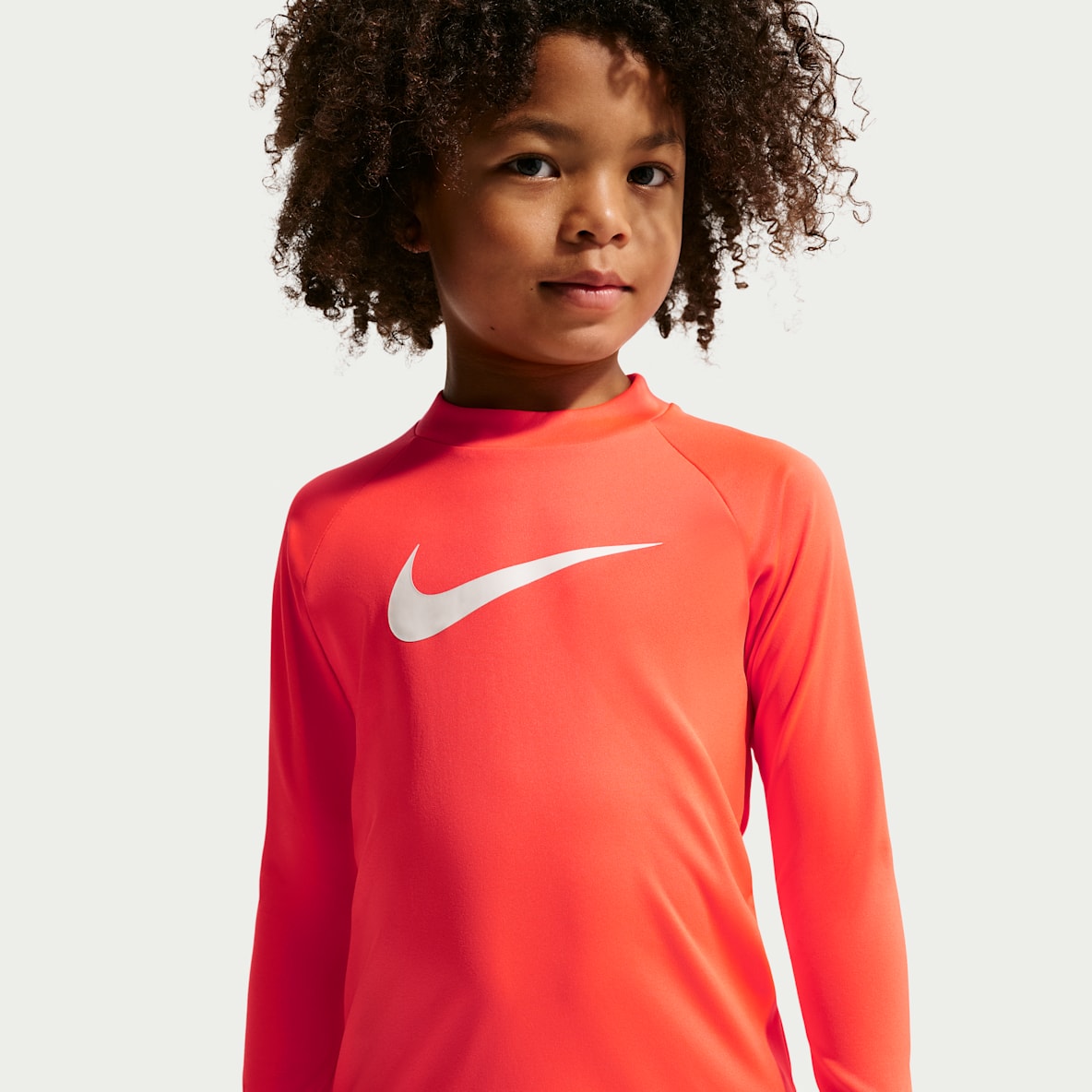 Nike Swim Hydroguard Essential Top de manga larga para niños talla pequeña