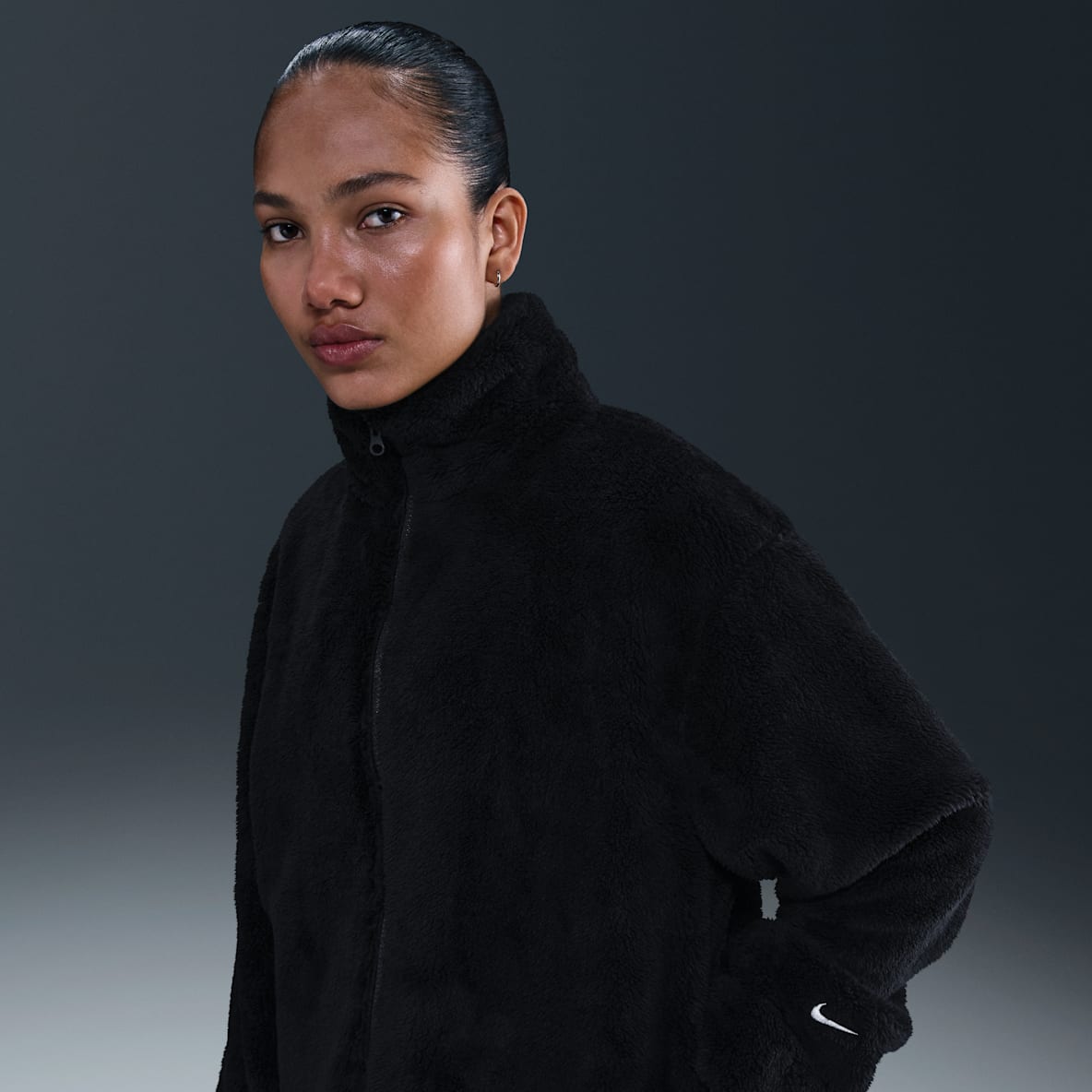 Nike Sportswear Essential Nike Sportswear Essential Chamarra de tejido Fleece gruesa para mujer