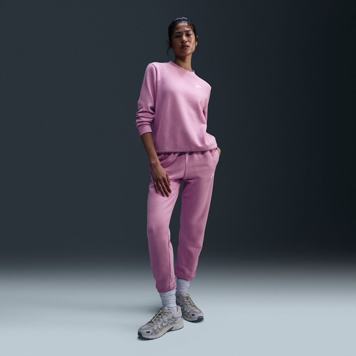 Nike Sportswear Club Fleece Nike Sportswear Club Fleece Women's Mid-Rise Joggers