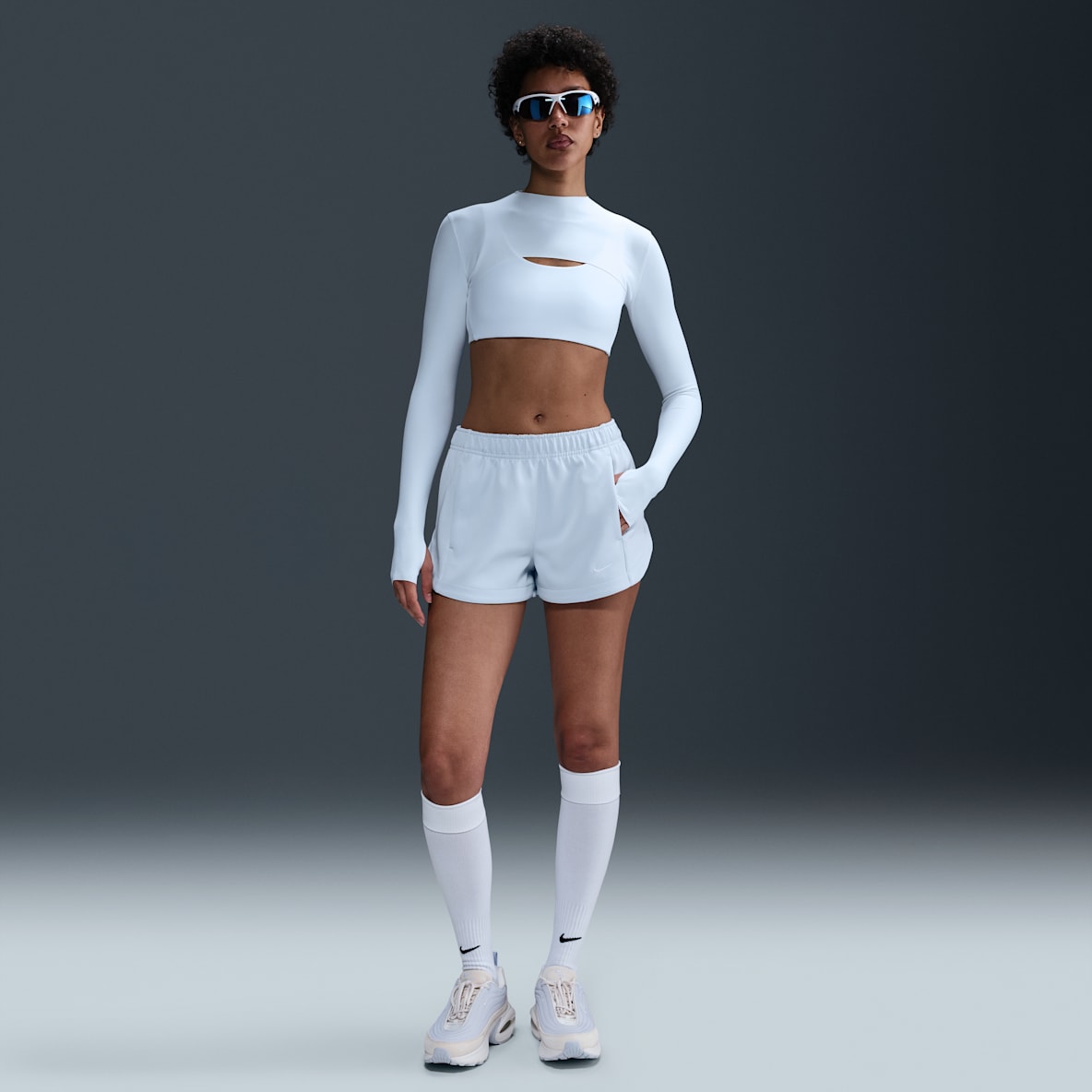 Windrunner Nike Sportswear Shorts a vita media 5 cm – Donna