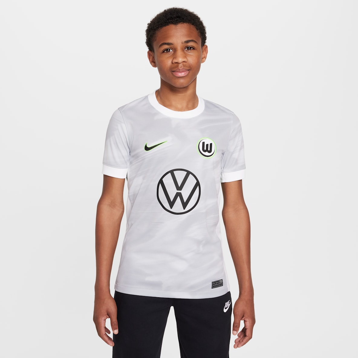Vfl Wolfsburg 2025/2026 Stadium Away Vfl Wolfsburg 2025/2026 Stadium Away Kortærmet Nike Dri-FIT Replica-fodboldtrøje til større børn