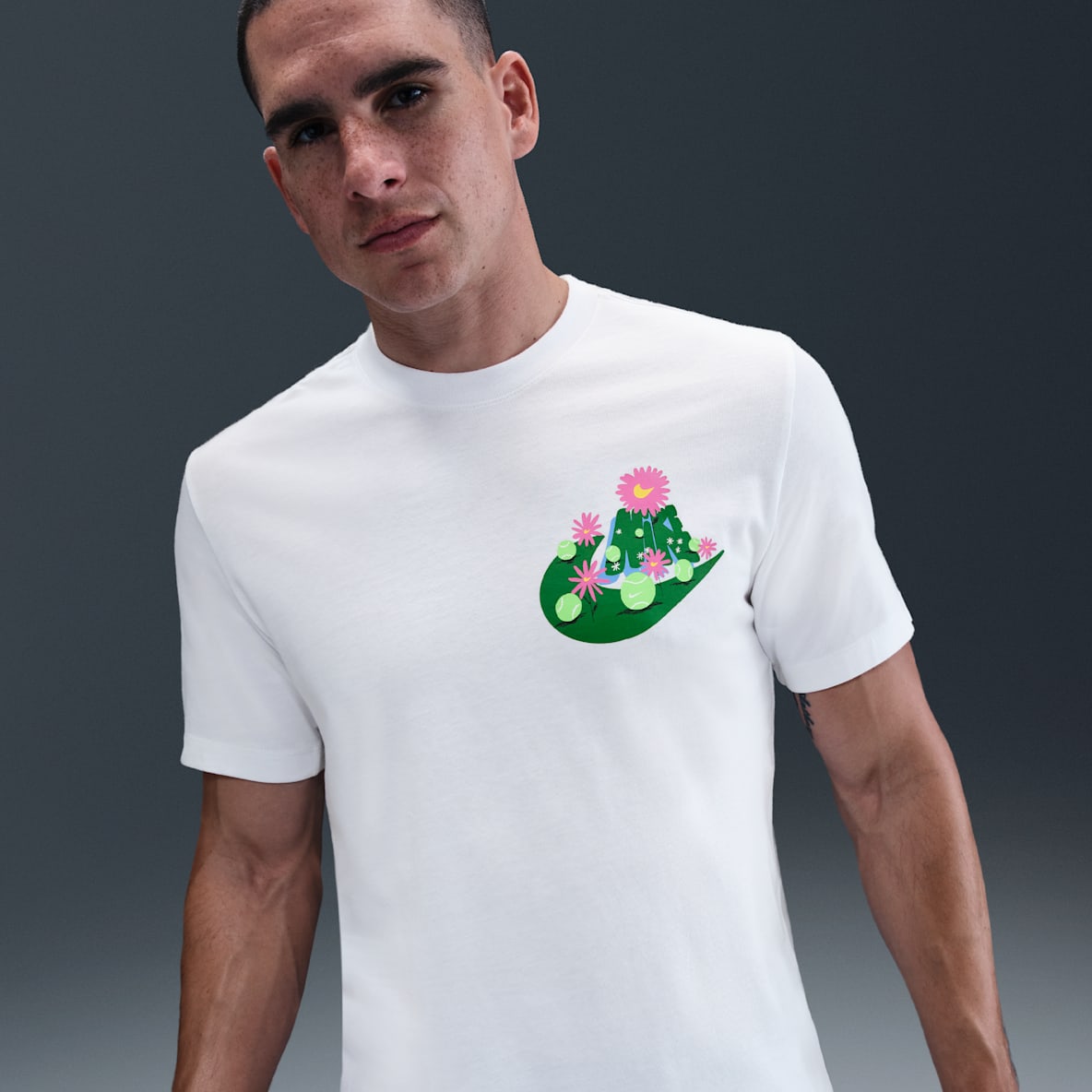 NikeCourt NikeCourt Playera de tenis para hombre