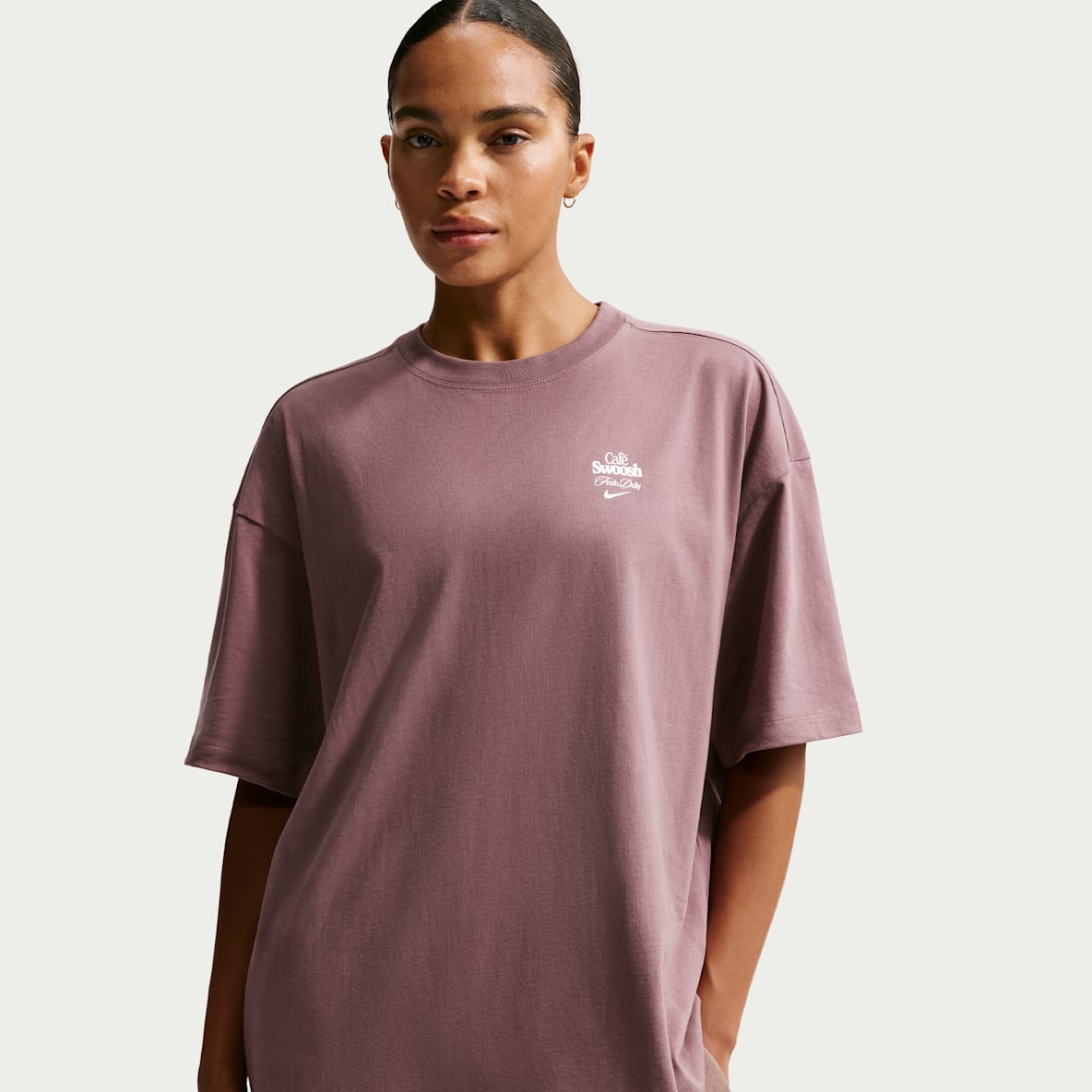 Nike Sportswear Women's Oversized Short-Sleeve T-Shirt