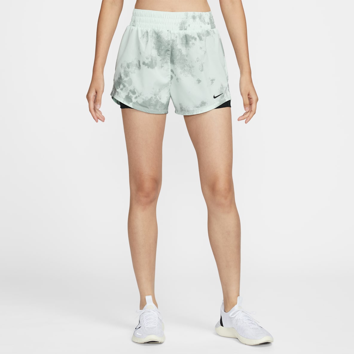 Nike One Nike One Women's Dri-FIT High-Waisted 8cm (approx.) 2-in-1 Shorts