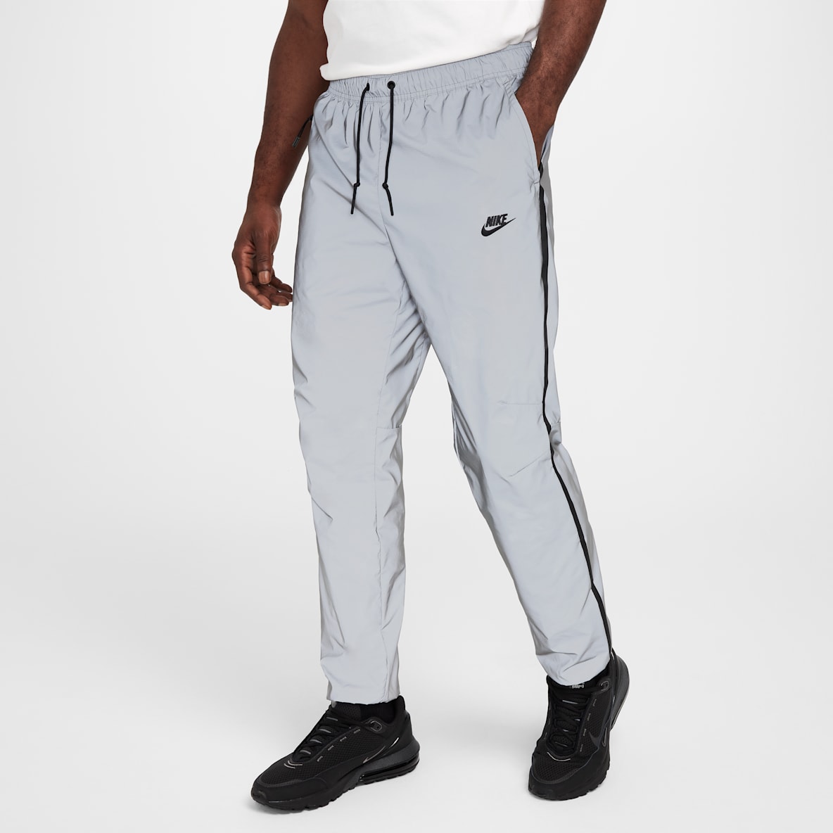 Nike Tech Nike Tech Men's Woven Reflective Pants