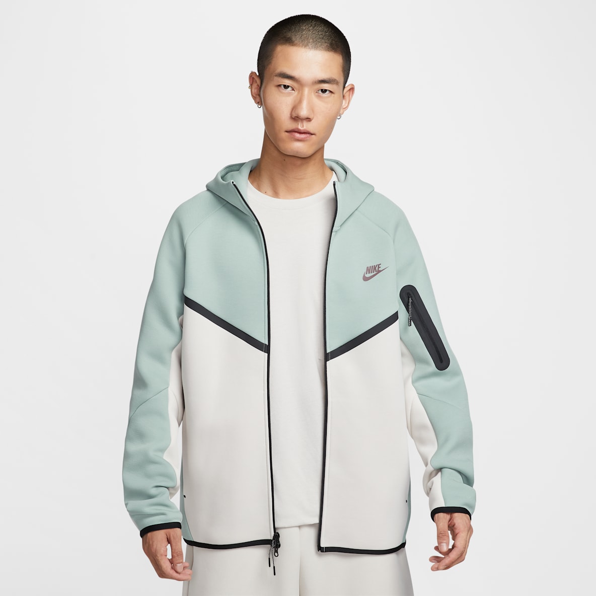 Nike Tech Men's Full-Zip Windrunner Hoodie