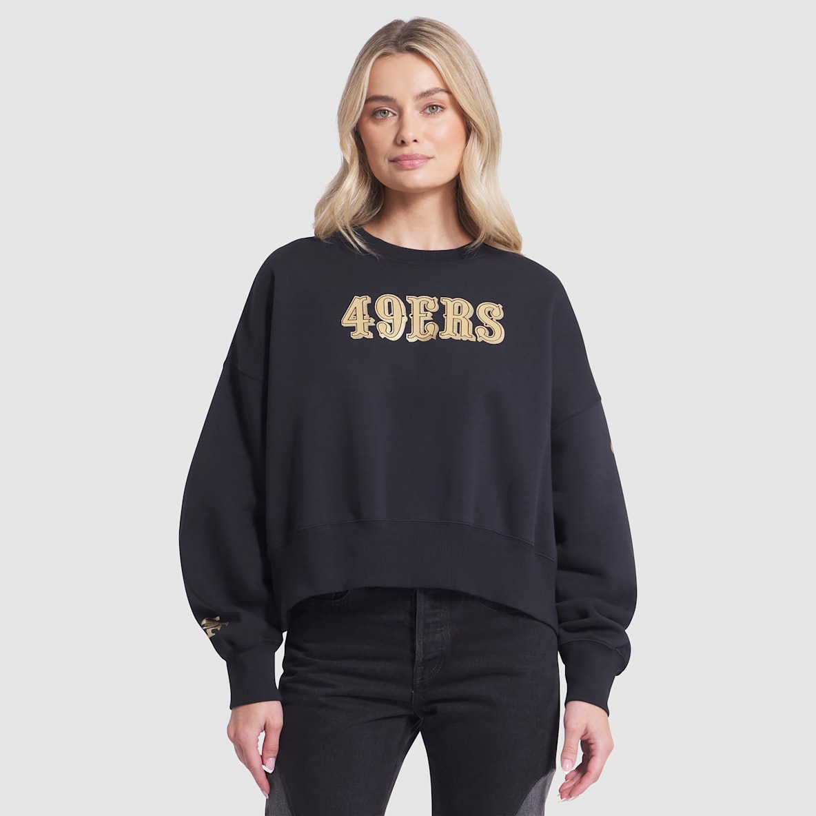 San Francisco 49ers Rivalries Collection Oversized San Francisco 49ers Rivalries Collection Oversized Sudadera de cuello redondo sin cierre Nike de la NFL para mujer