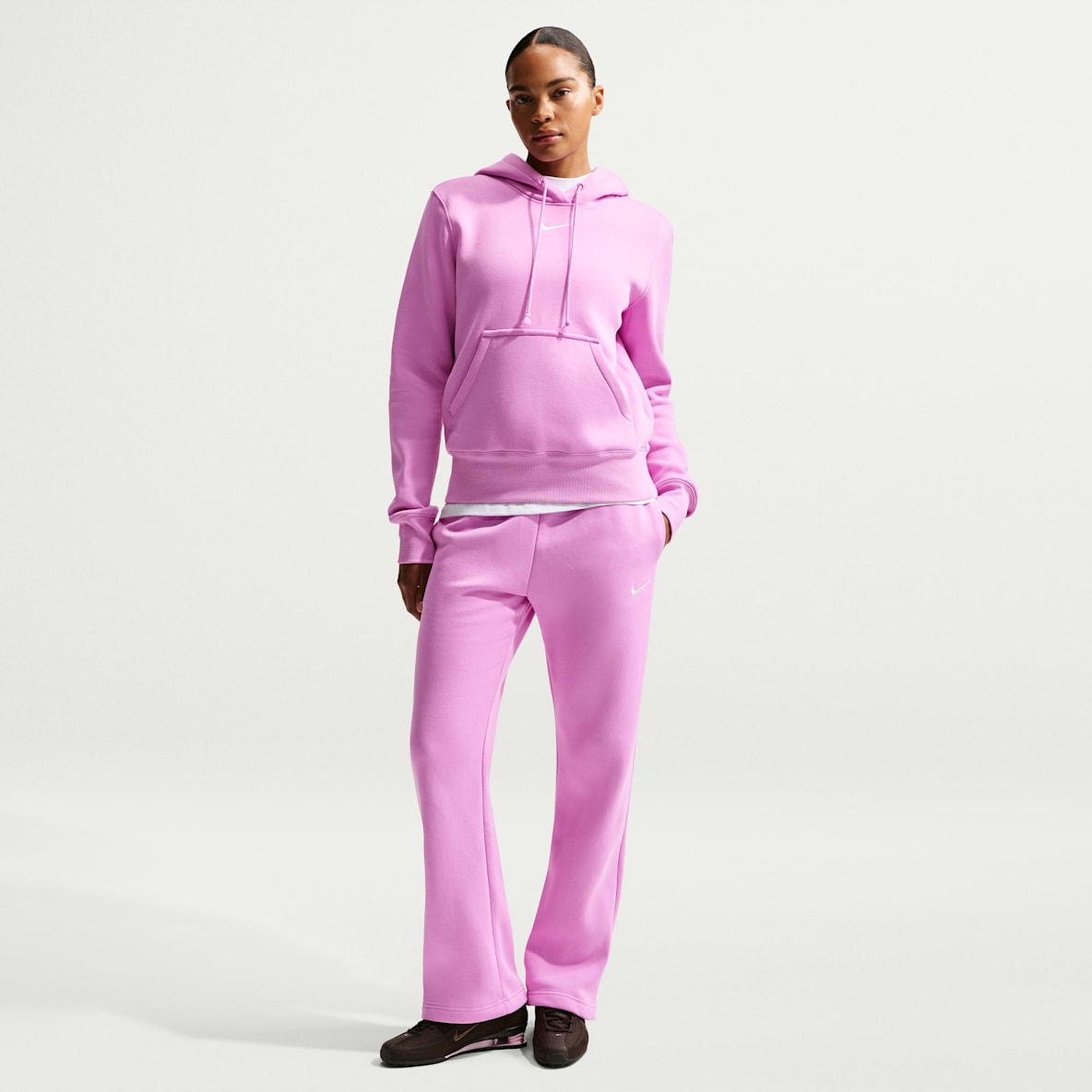 Nike Sportswear Phoenix Fleece Women's Mid-Rise Open-Hem Pants