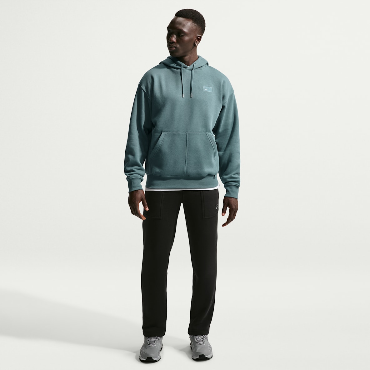 Nike Sportswear Pantalon à ourlet ouvert pour homme