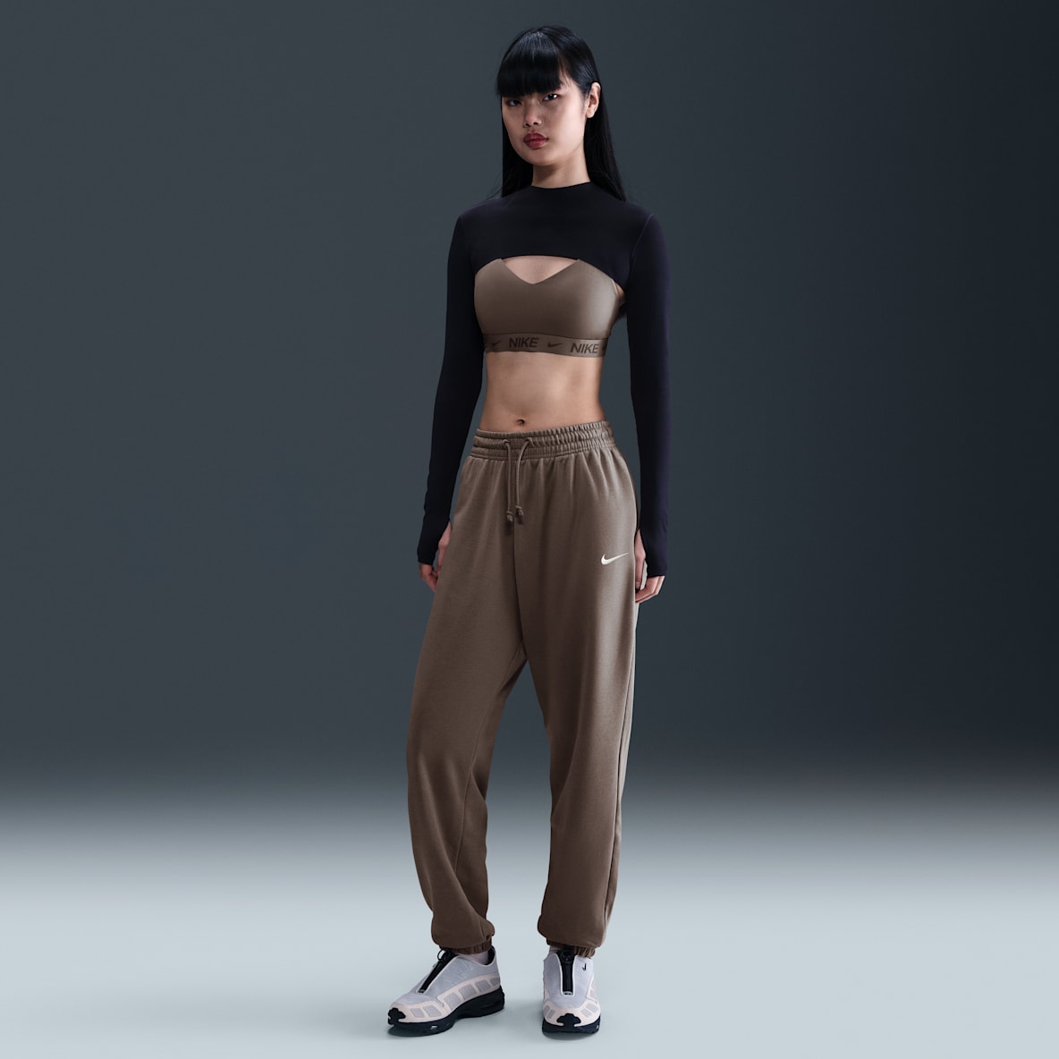 Nike Sportswear Phoenix Fleece Nike Sportswear Phoenix Fleece Pants de entrenamiento de French Terry oversized de tiro alto para mujer