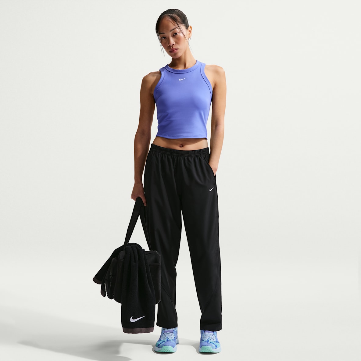 나이키 원 여성 드라이 핏 미드라이즈 우븐 팬츠