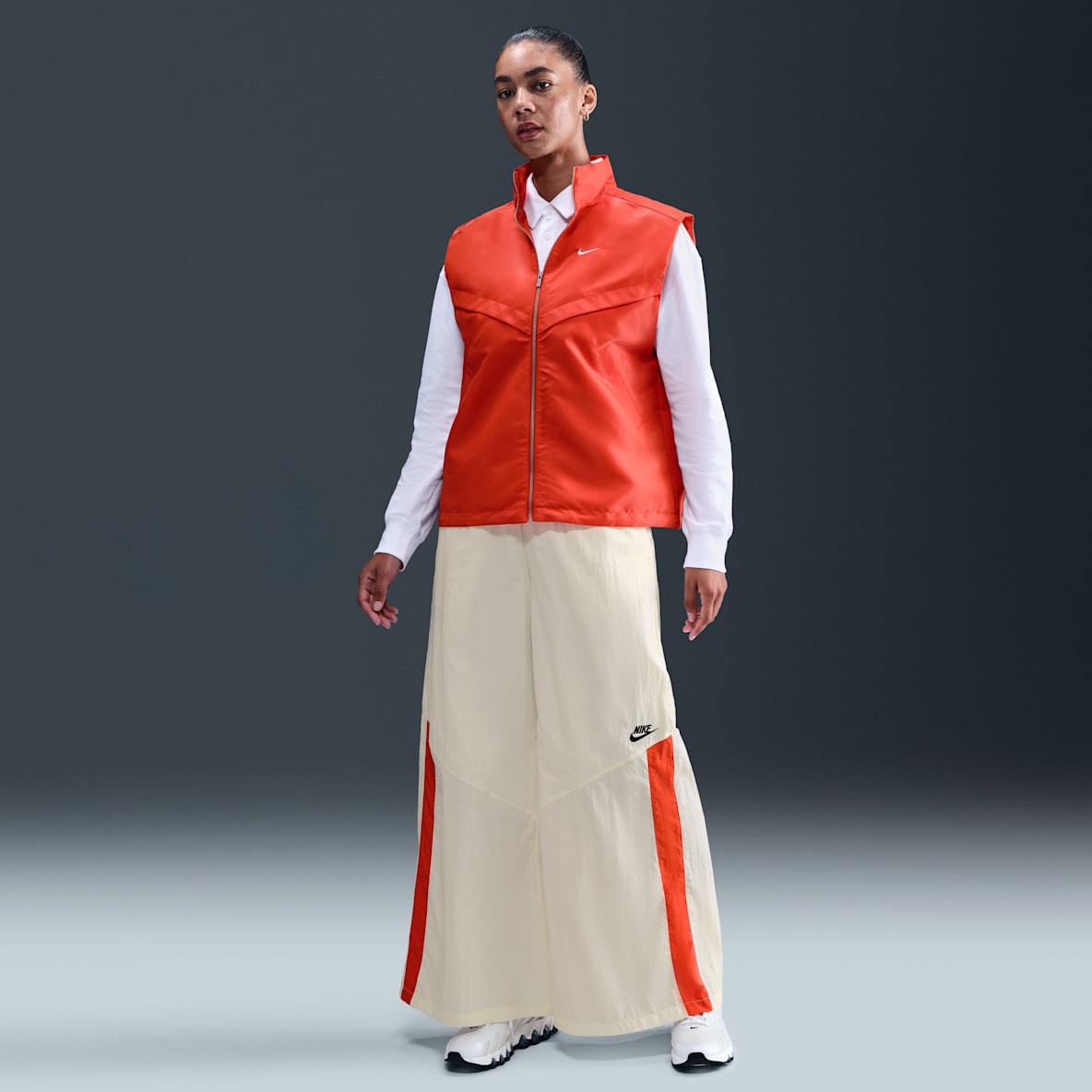 Nike Sportswear Women's Wide-Leg Woven Trousers
