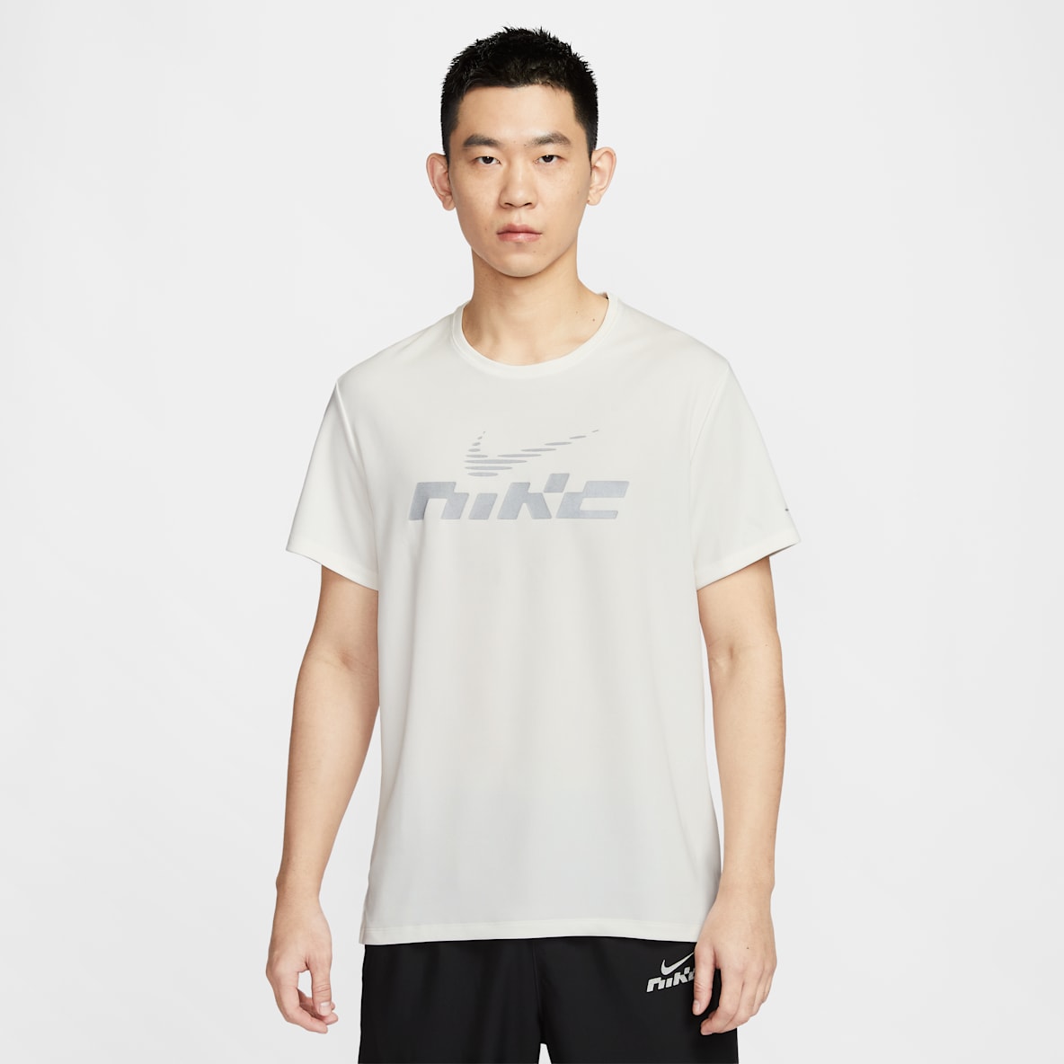 Nike Miler Flash Nike Miler Flash Men's Dri-FIT UV Short-Sleeve Running Top