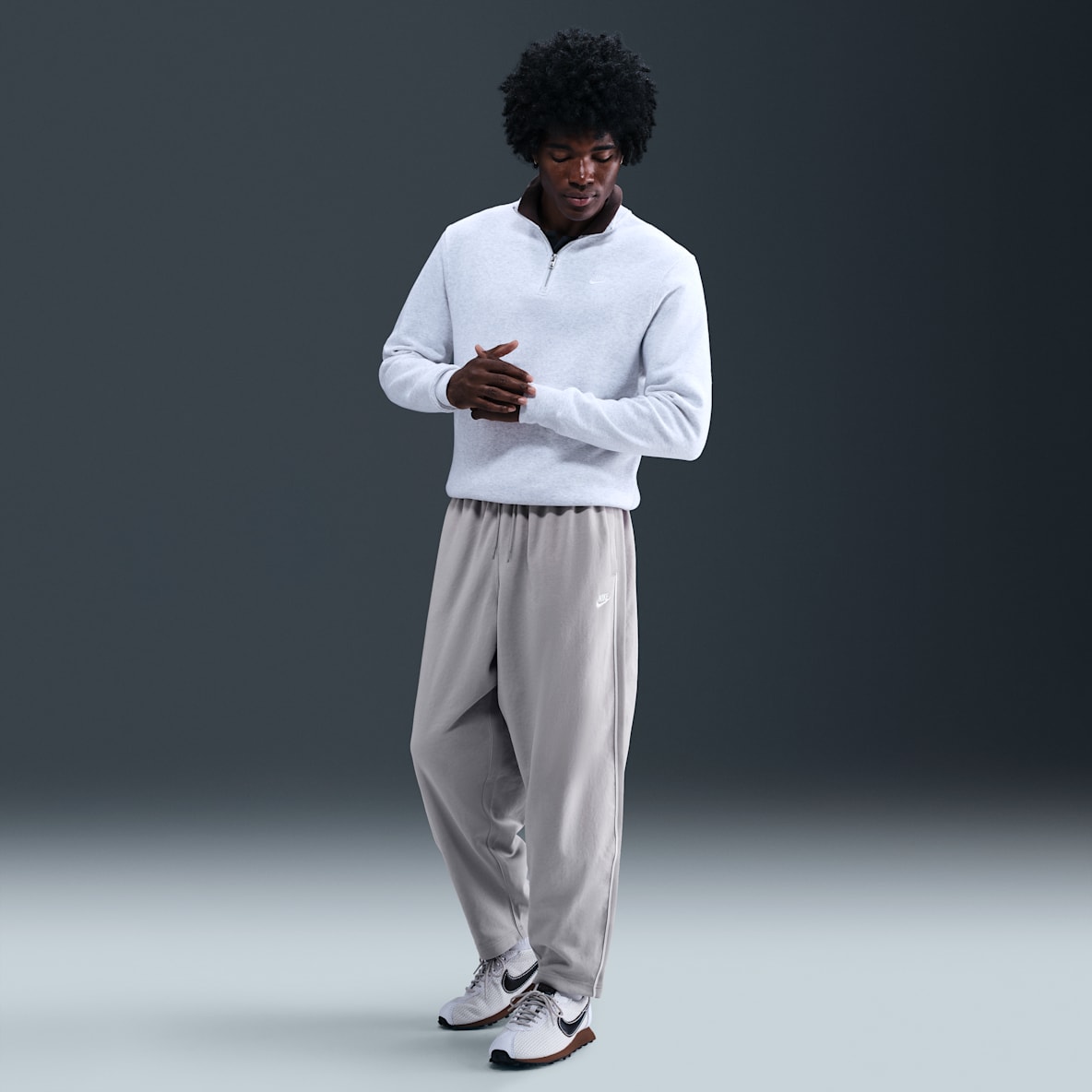 Nike Sportswear Club Nike Sportswear Club Pants deportivos de tejido Knit oversized para hombre