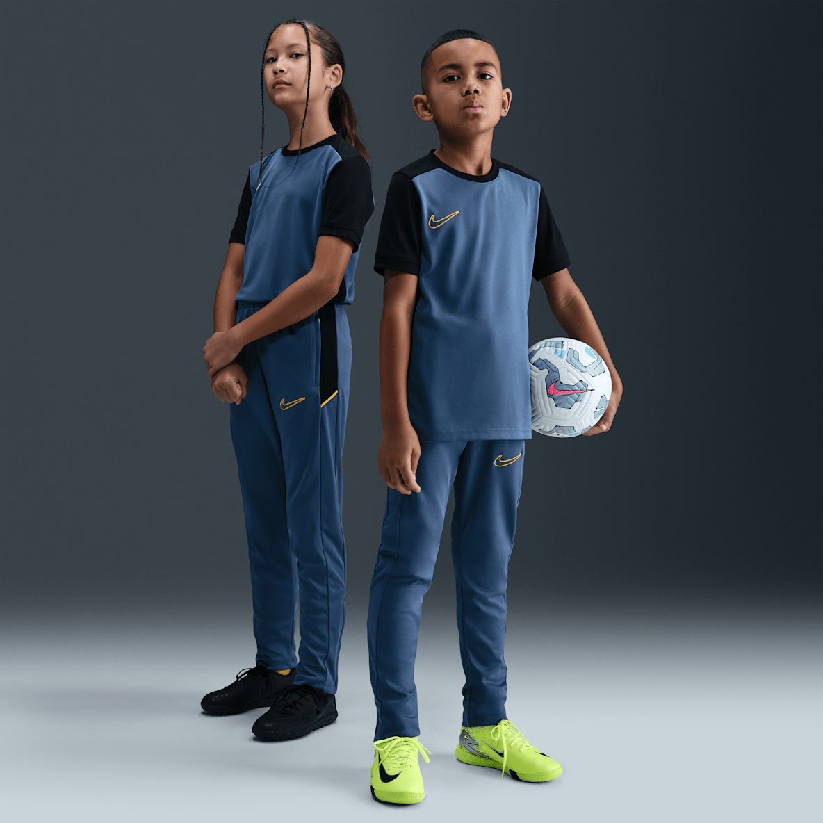 Nike Academy Nike Academy Older Kids' Dri-FIT Football Pants