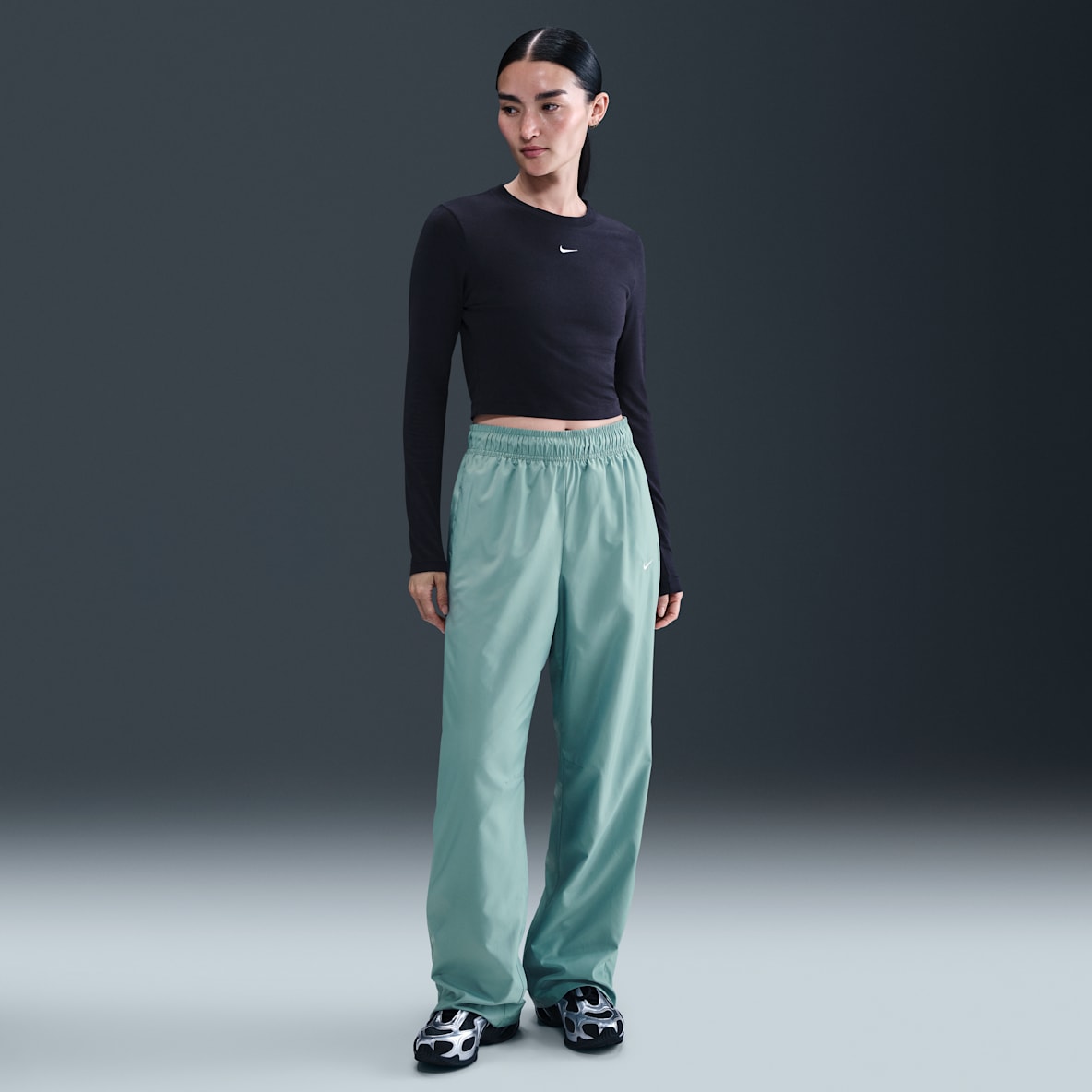 Nike Sportswear Classic Nike Sportswear Classic Women's Mid-Rise Open-Hem Pants
