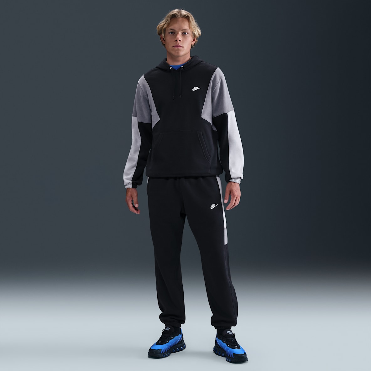 Nike Sportswear Club Nike Sportswear Club Trainingspak van fleece met capuchon voor heren
