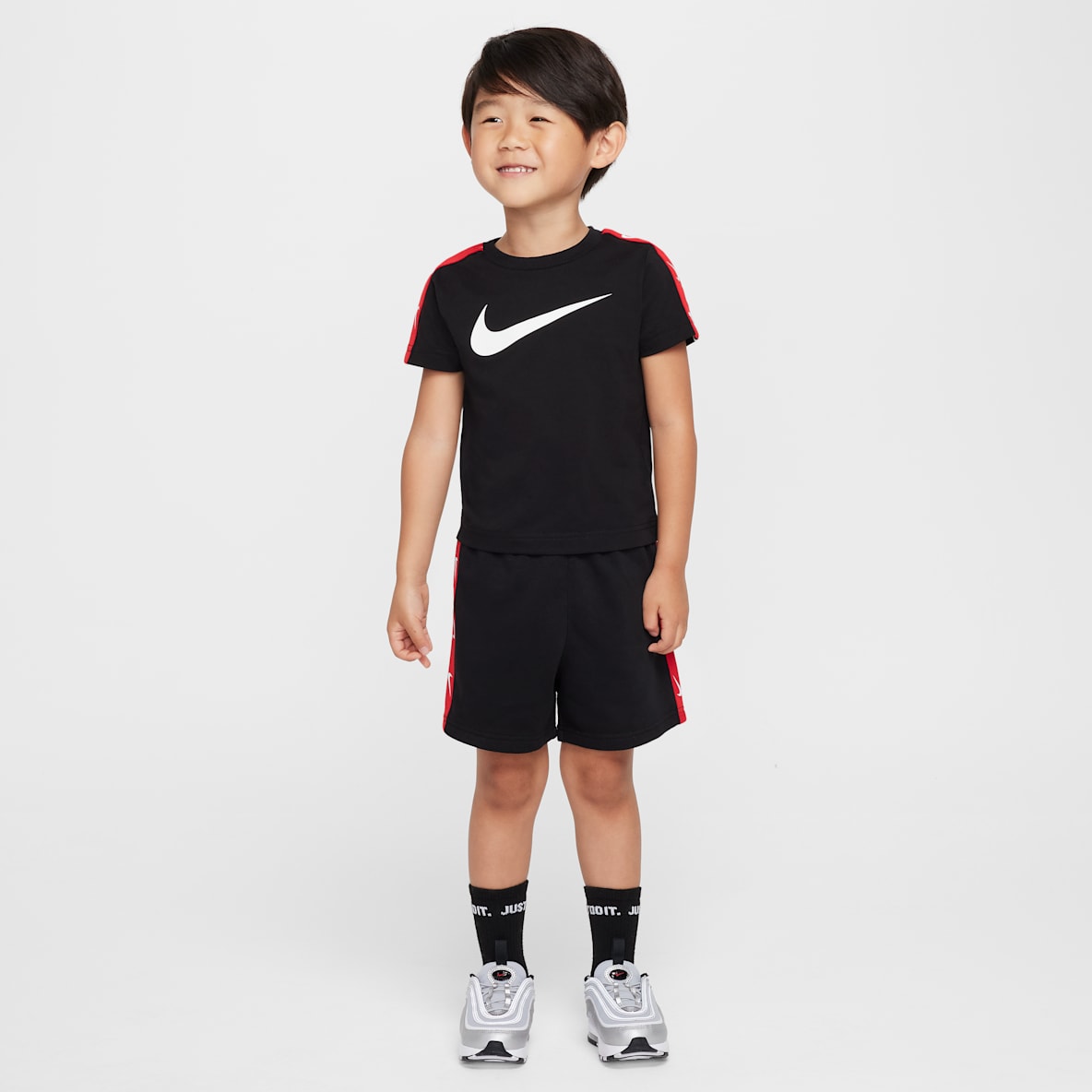 Nike Sportswear Club Nike Sportswear Club Toddler 2-Piece French Terry Shorts Set