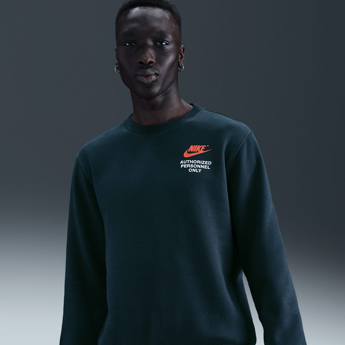 Nike Sportswear Club Kerek nyakkivágású, férfi polárpulóver