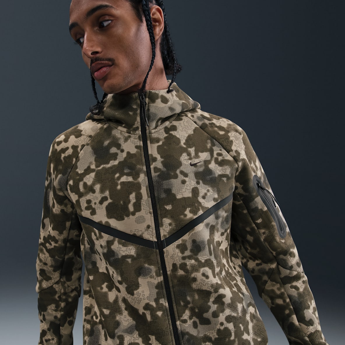 Nike Tech Nike Tech Men's Full-Zip Fleece Camo Windrunner Jacket