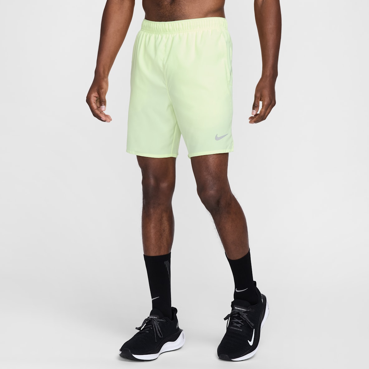 Nike Challenger Nike Challenger Short de running avec sous-short intégré 18 cm Dri-FIT pour homme
