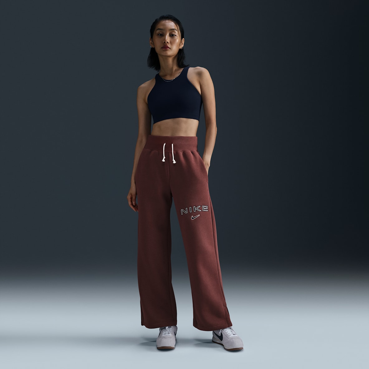 ナイキ スポーツウェア フェニックス フリース ナイキ スポーツウェア フェニックス フリース ウィメンズ ハイウエスト ワイドレッグ ロゴ パンツ
