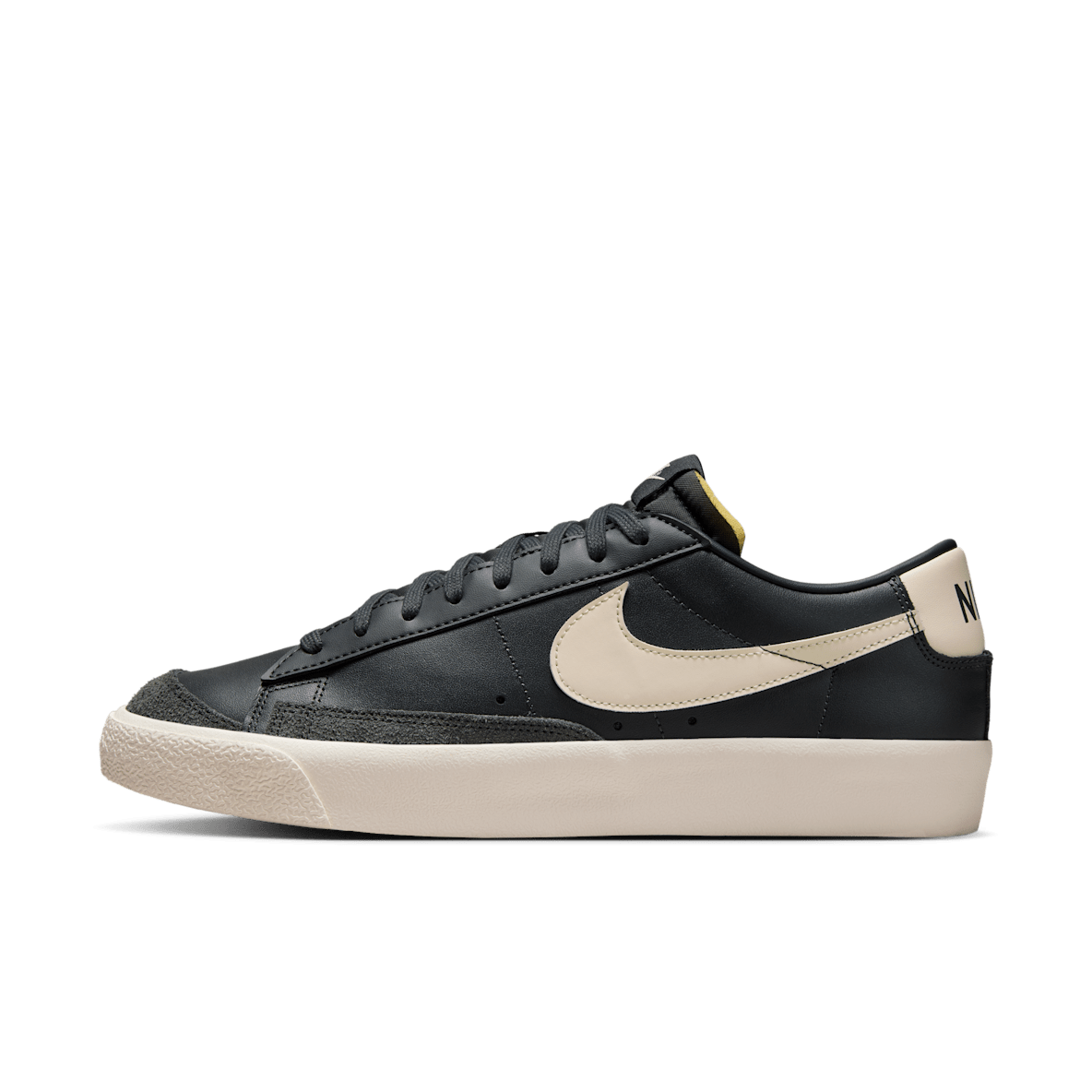 Nike Blazer Low '77 Vintage Nike Blazer Low '77 Vintage Men's Shoes