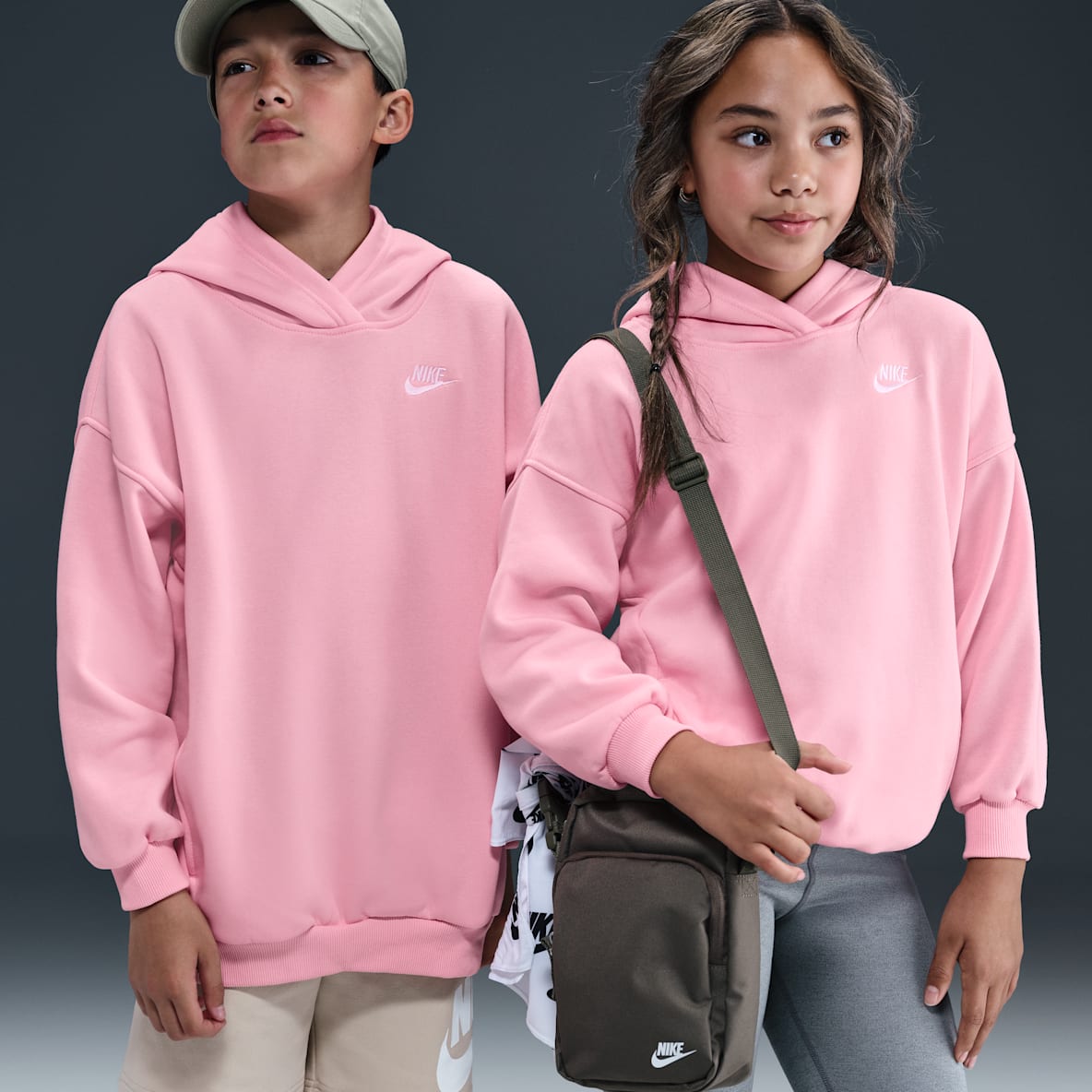 Nike Sportswear Club Fleece Nike Sportswear Club Fleece Older Kids' Oversized Pullover Hoodie