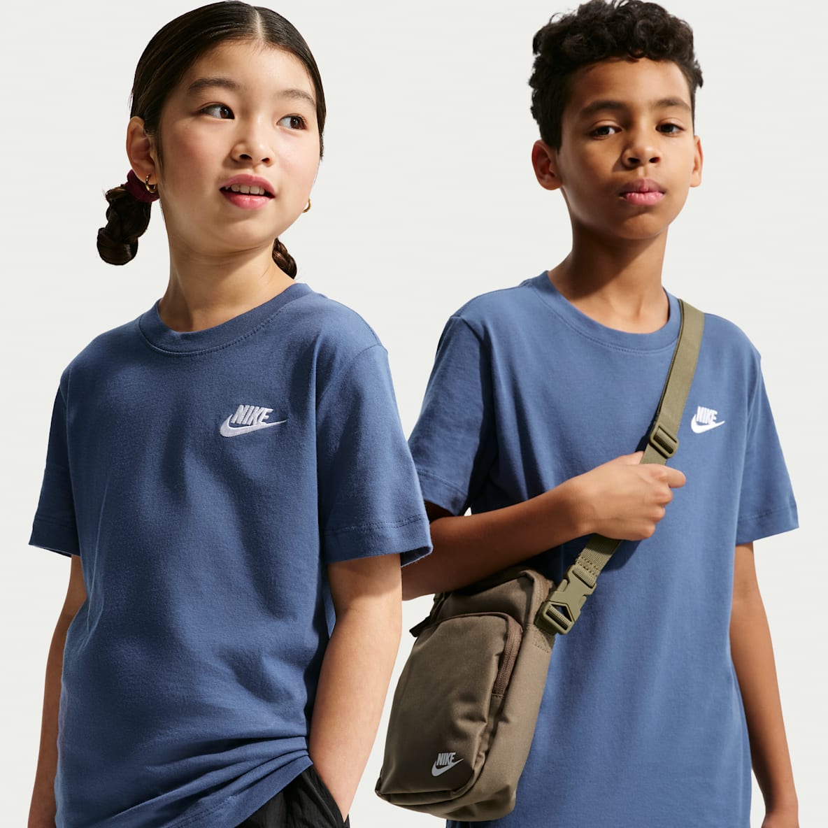 Nike Sportswear Older Kids' T-Shirt