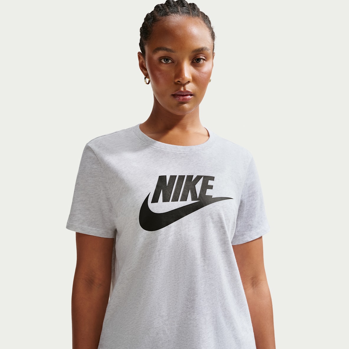 Nike Sportswear Essentials Nike Sportswear Essentials Women's Logo T-Shirt